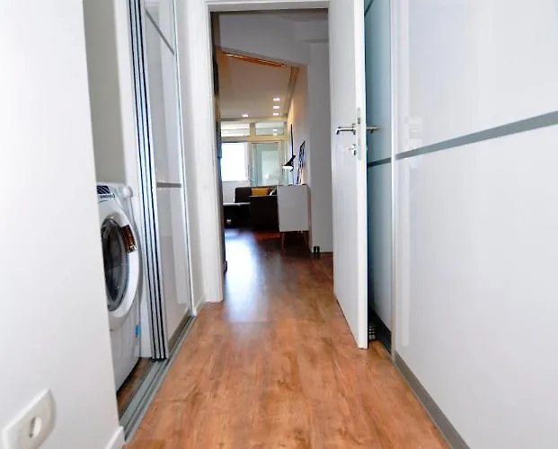 Nesh Apartman
