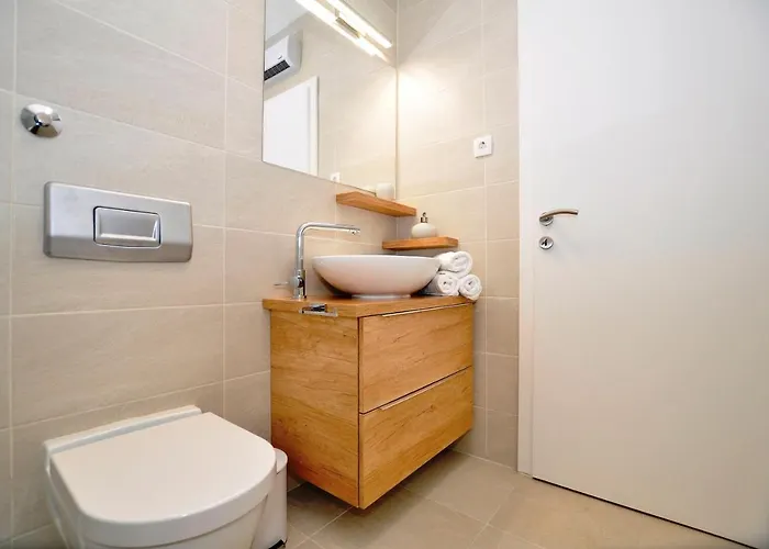 Nesh Διαμέρισμα *